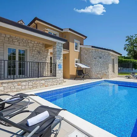 Simic Holiday home *