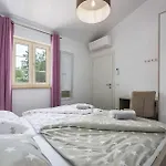 Semesterbostad Simic